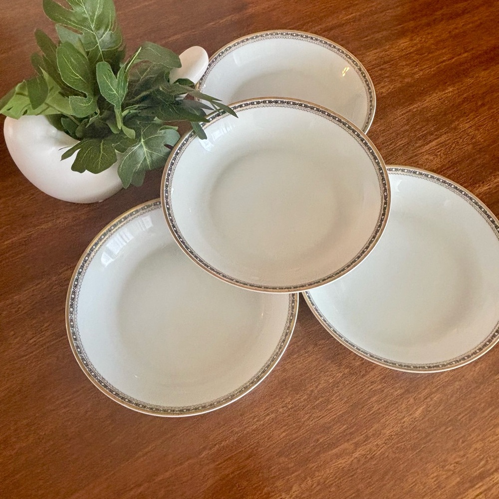 Classic White Porcelain Soup Bowls with Gold Trim - Set of 4